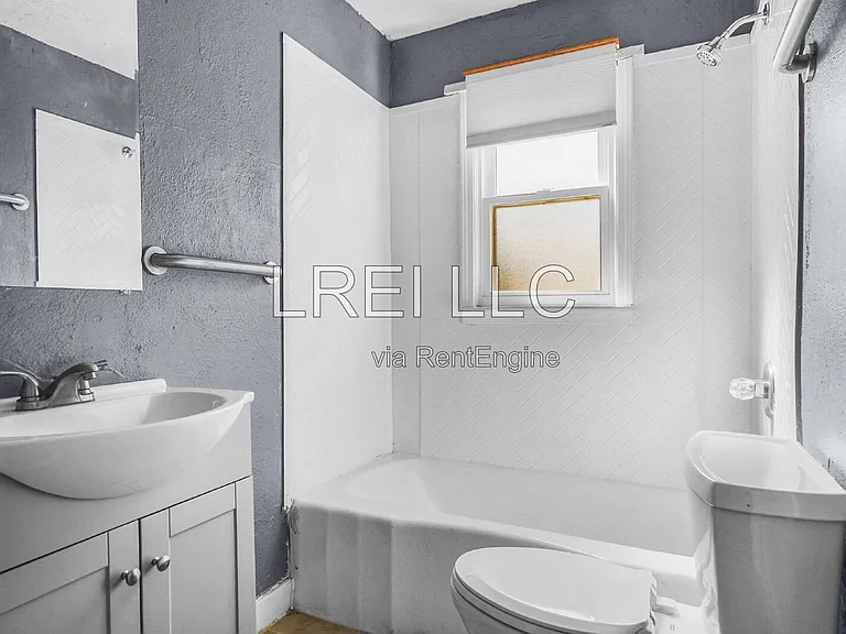 1443 S 32nd St #2 — Photo 5
