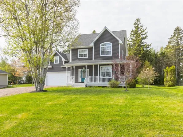 58 Fawcett Ave, Sackville, NB E4L 3W9
