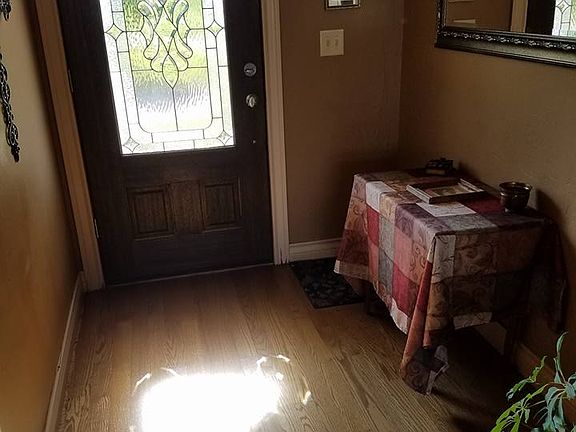 5th image of 17251 Valley Lake Dr
