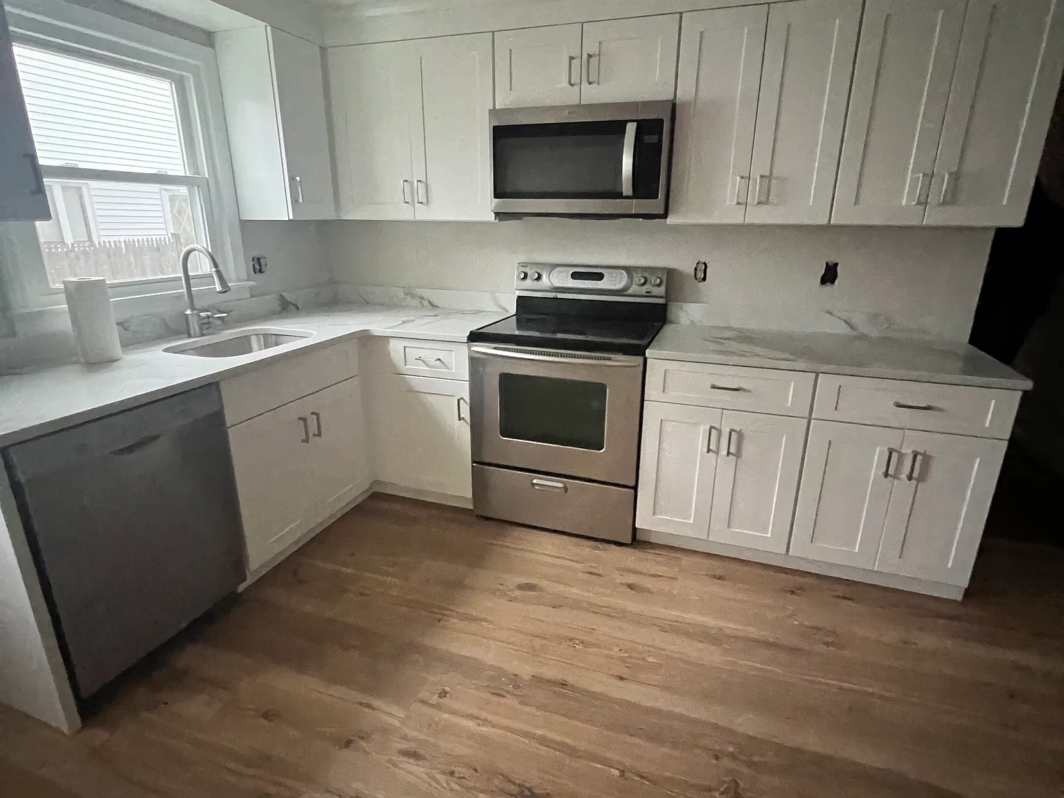 2 bed, 1.5 bath, 1250 sqft, $3,100 — Photo 4