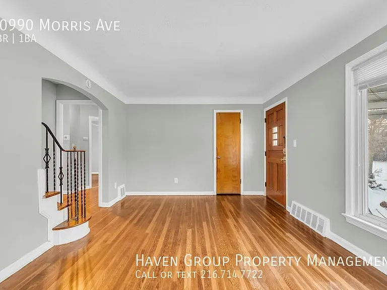 20990 Morris Ave — Photo 4