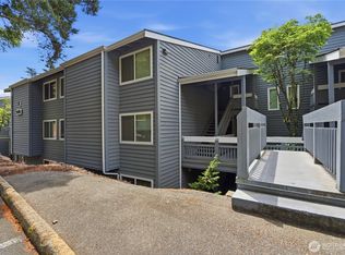 Deer Park, Redmond, WA 98052