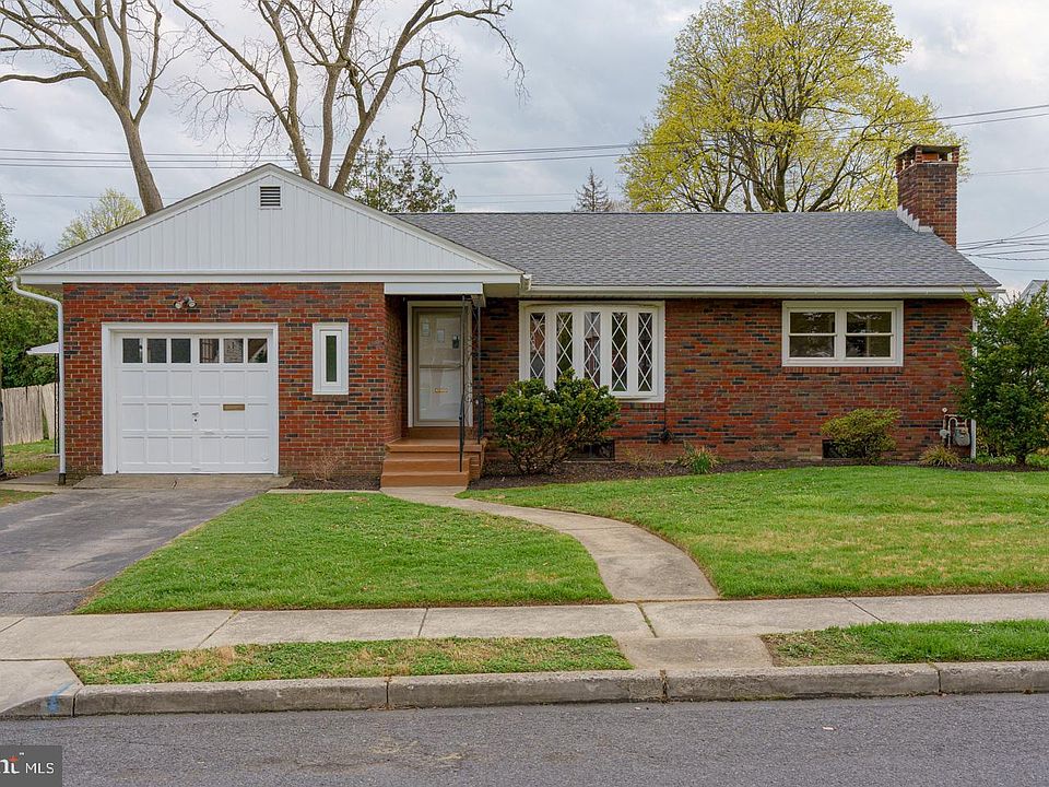 2460 Garfield Ave, West Lawn, PA 19609 Zillow