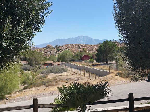 2nd image of 48934 Buena Vista Dr