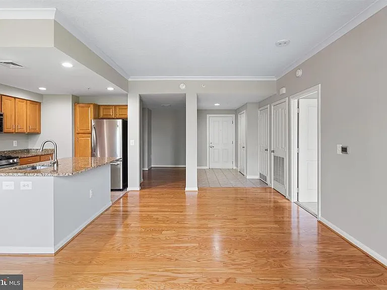 4480 Market Commons Dr #405 — Photo 19