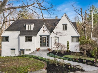 3 Old Brook Dr, Worcester, MA, 01609