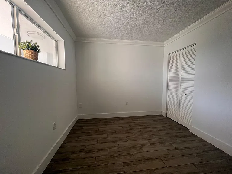 126 SW 17th Rd #405 — Photo 16