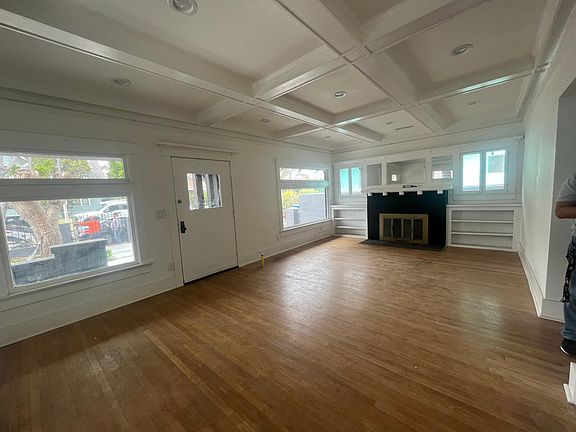 2nd image of 3201 W 18th St