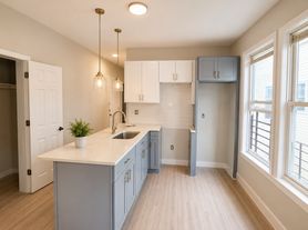847 S 19th St, Newark, NJ