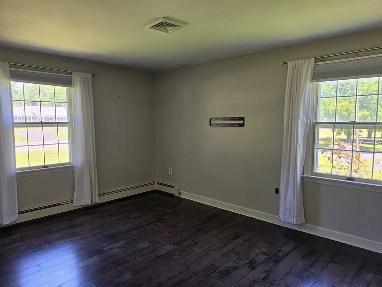 51 Eastern Ave — Photo 26