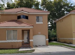 11291 Lakeview Dr #38, Pompano Beach, FL 33071