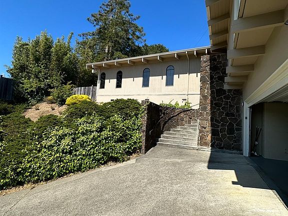 4th image of 179 Roque Moraes Drive