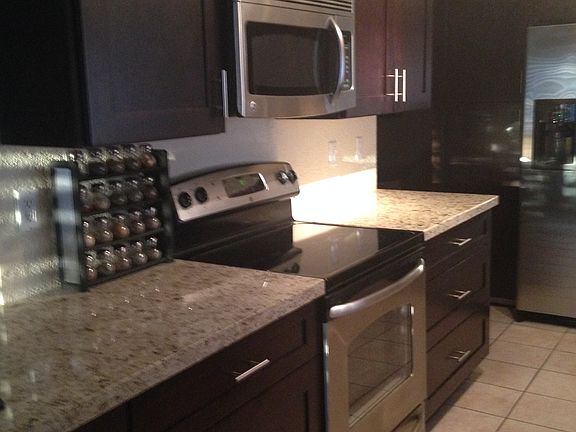 4th image of 819 N 85th Pl
