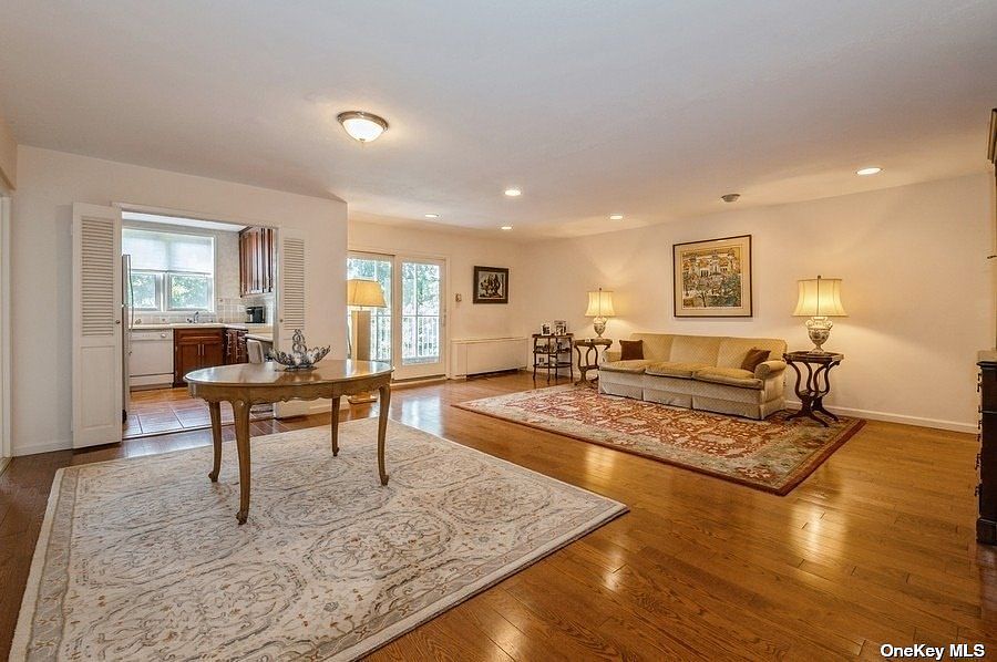 Hewlett Townhouse Hewlett, NY Zillow