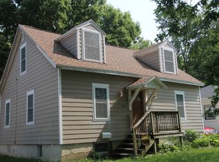 812 W Hill St, Urbana, IL 61801