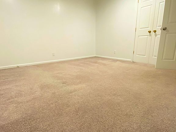 5th image of 15 Blackford Ave Floor 2