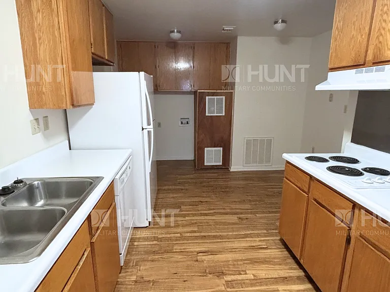 574 Elderberry Dr — Photo 4