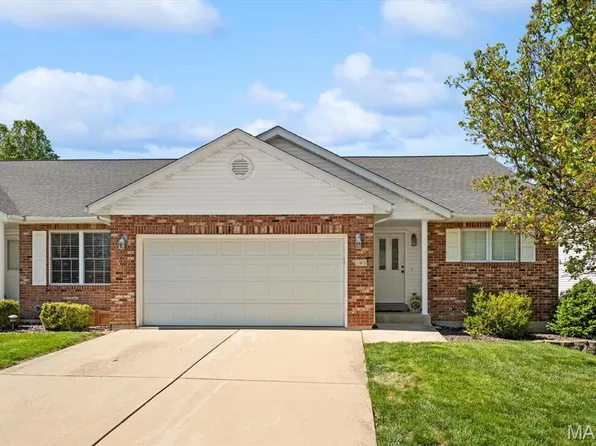 105 Megan Ct, Valmeyer, IL 62295