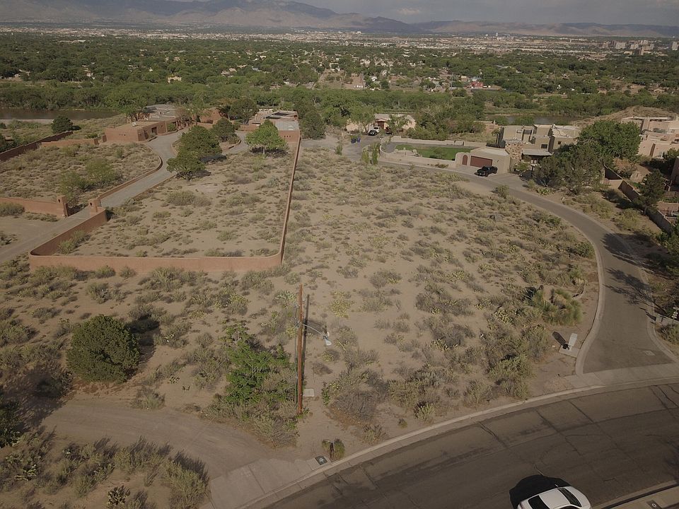 1st image of 2904 Vista Grande Dr NW