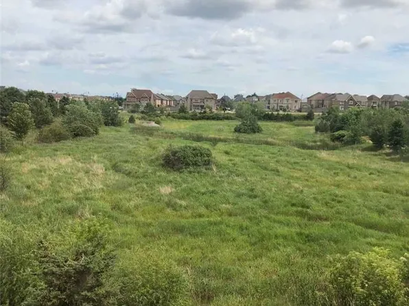 16 Feldspar Gate, Brampton, ON L6X 5R6