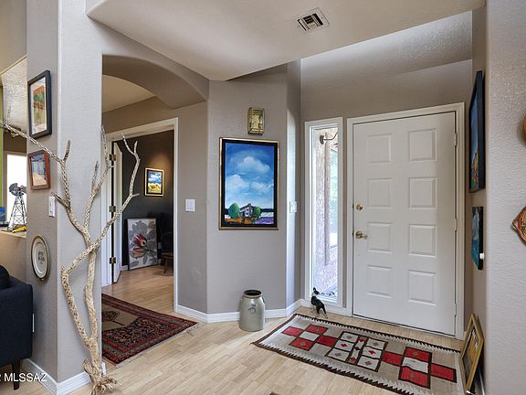4th image of 5202 E Hill Place Dr
