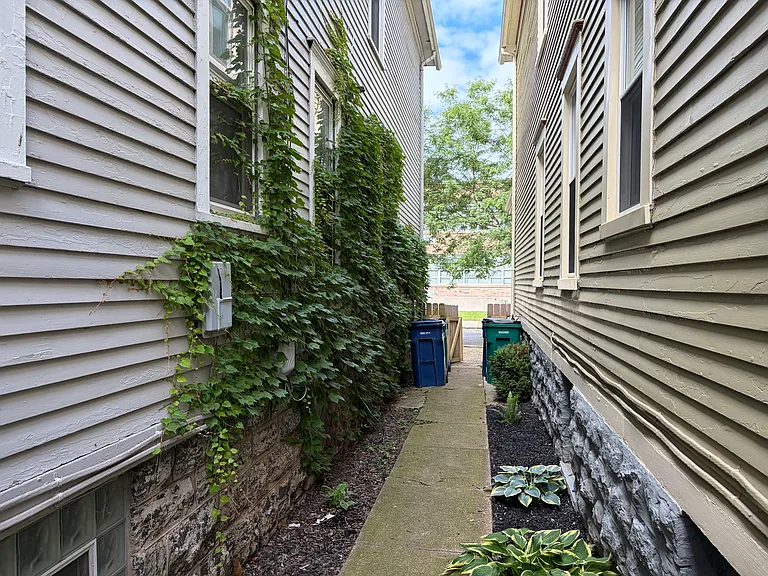 37 Bremen St — Photo 24
