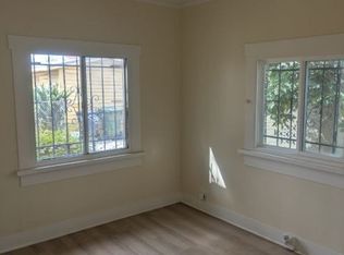 233 W 81st St, Los Angeles, CA 90003