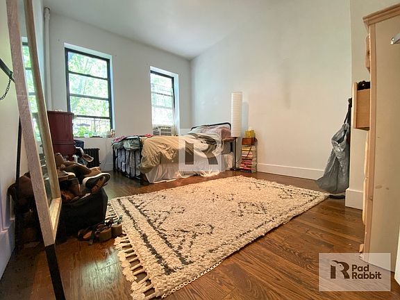 2nd image of 778 Park Pl APT 16