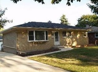 807 Neva Ave, Addison, IL 60101