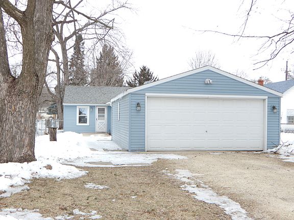 2nd image of 906 Kingsley Dr