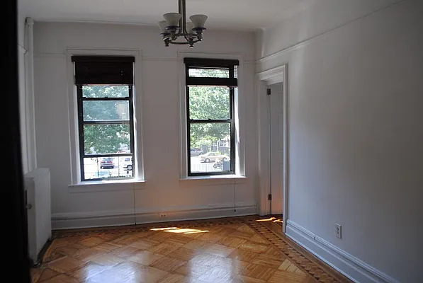 Rented by Park West Realty Company | media 3