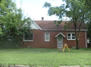 400 N 13th St, Herrin, IL 62948