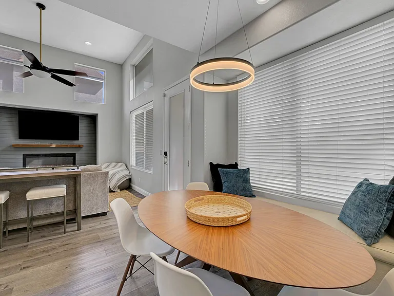 2239 Le Conte Ave — Photo 13