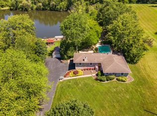 11 E 700 N, Valparaiso, IN 46383