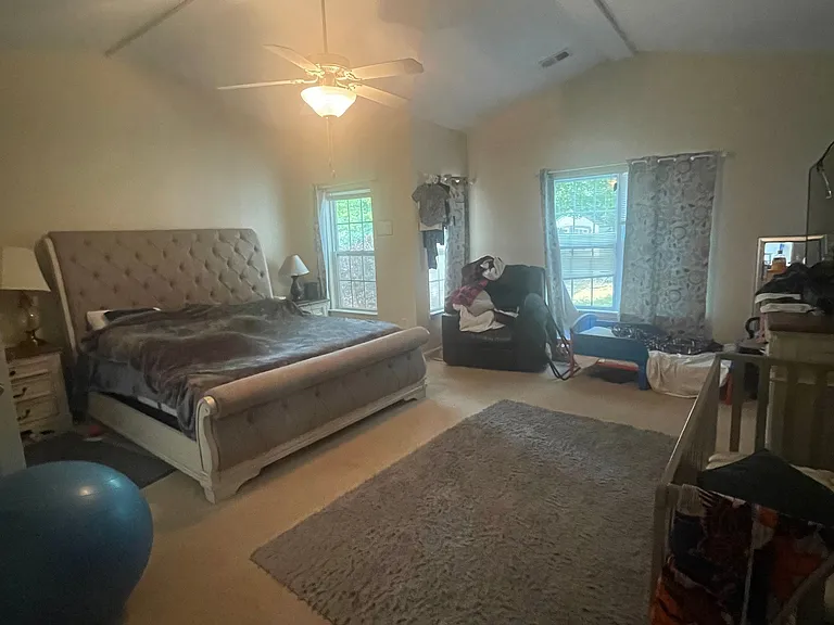 153 Hollinger Way — Photo 4