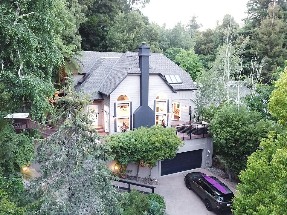 1st image of 123 Carbonera Dr
