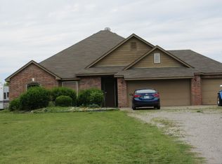 10929 E 440th Rd, Claremore, OK 74017
