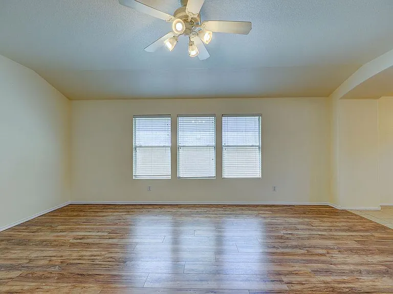 129 Dove Song Dr — Photo 10