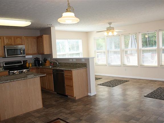 5th image of 6618 Lovell Ct