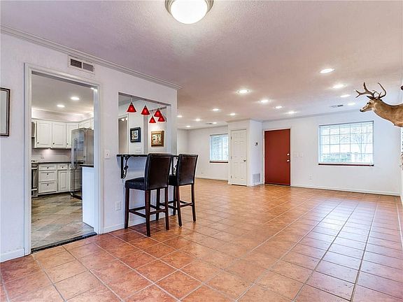 4th image of 1707 Westminster Pl