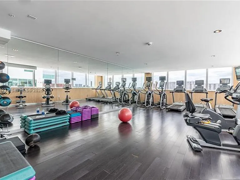 400 Sunny Isles Blvd #1708 — Photo 39