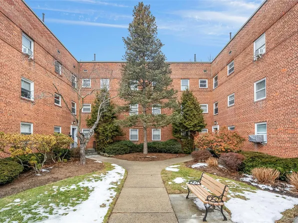 330 S Broadway #E9, Tarrytown, NY 10591