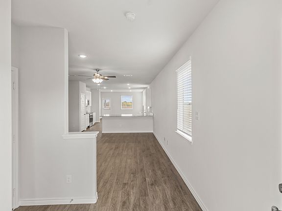 3rd image of 1009 Wind Drift Way