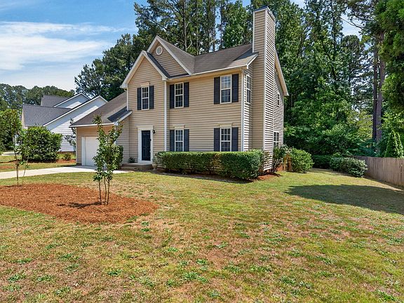 4th image of 701 Arbor Greene Dr