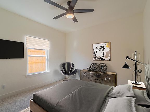 2nd image of 1013 N Grover Ave