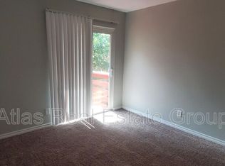 423 E Fountain Pl APT 302, Manitou Springs, CO 80829