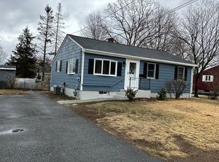 36 Glenmere St, Lowell, MA 01852