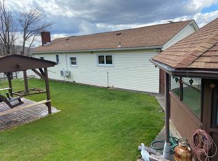 172 Green Grove Rd, Scott Township, PA 18447