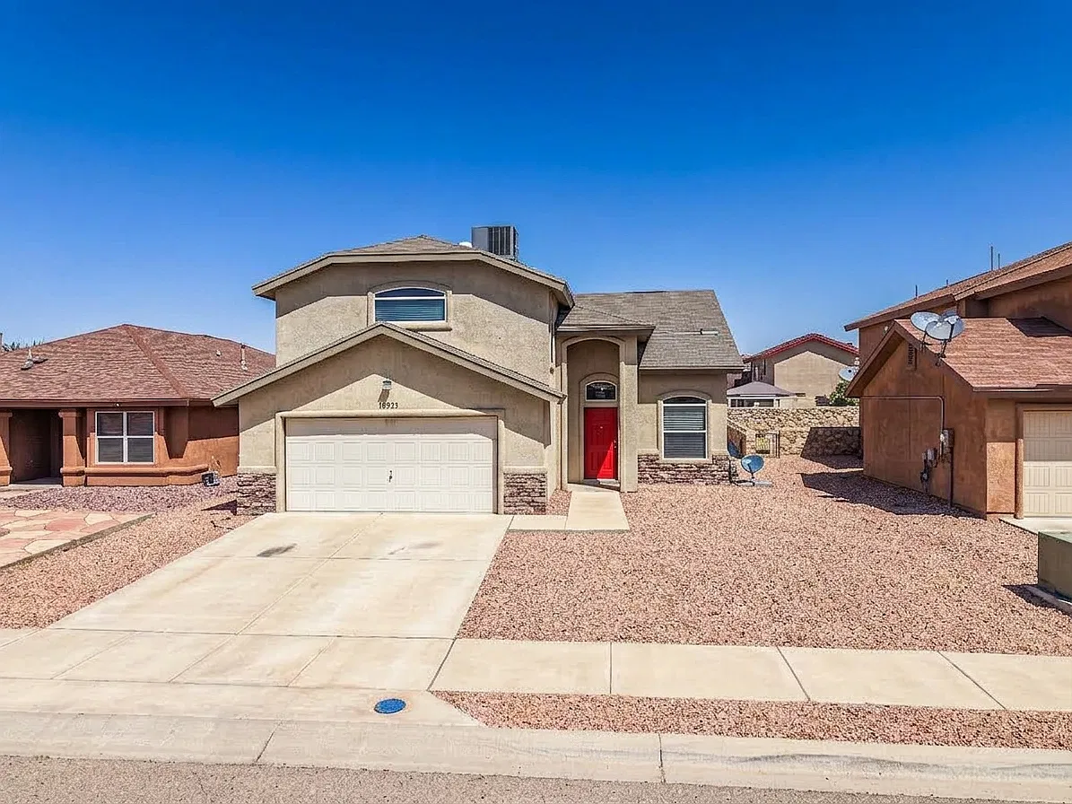 3 bed, 2.5 bath, 2141 sqft, $1,900 — Photo 4