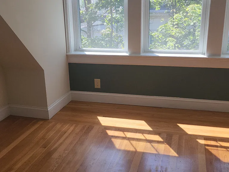 47 Webster St — Photo 10